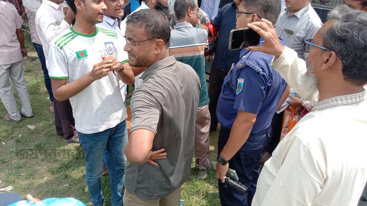ক্ষেতলালে ফুটবল খেলায় রণক্ষেত্র, আহত ৪ শিক্ষার্থী