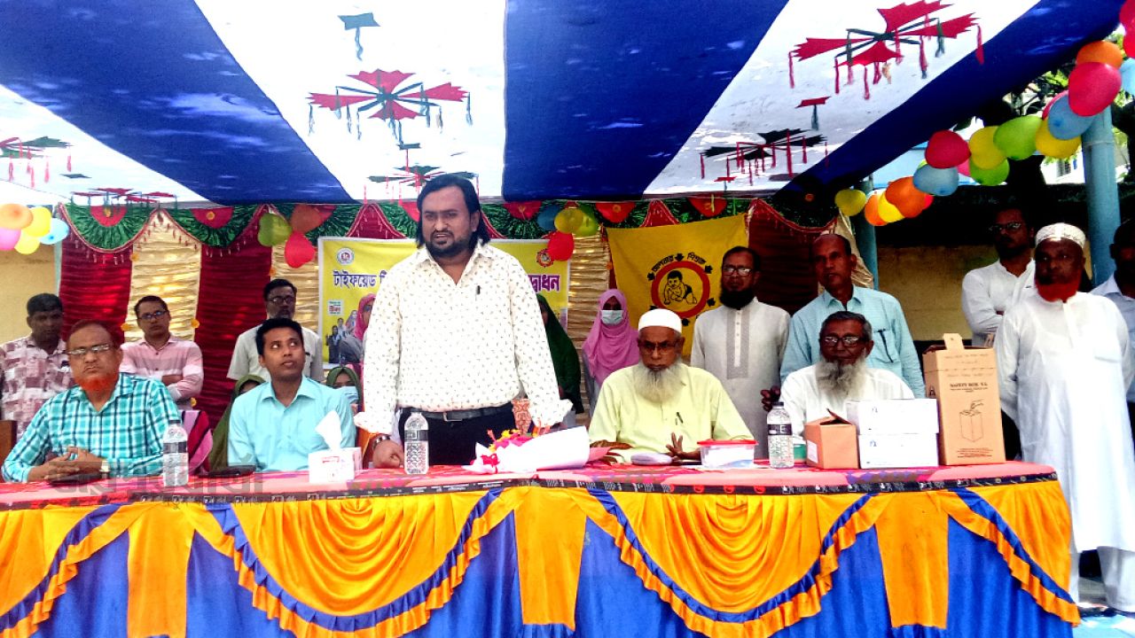 আত্রাইয়ে টাইফয়েড টিকাদান ক্যাম্পেইন শুরু 