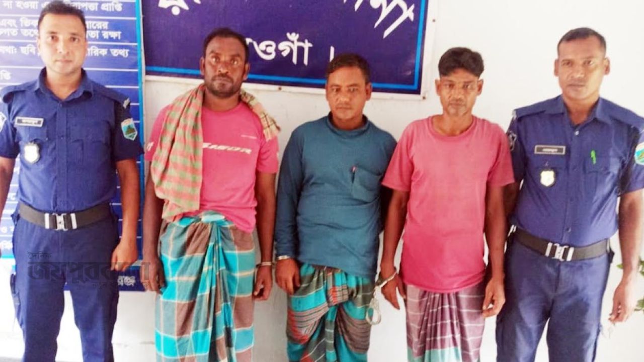রাণীনগরে অনৈতিক কর্মকান্ডের অভিযোগে ৬জন নারী-পুরুষ আটক