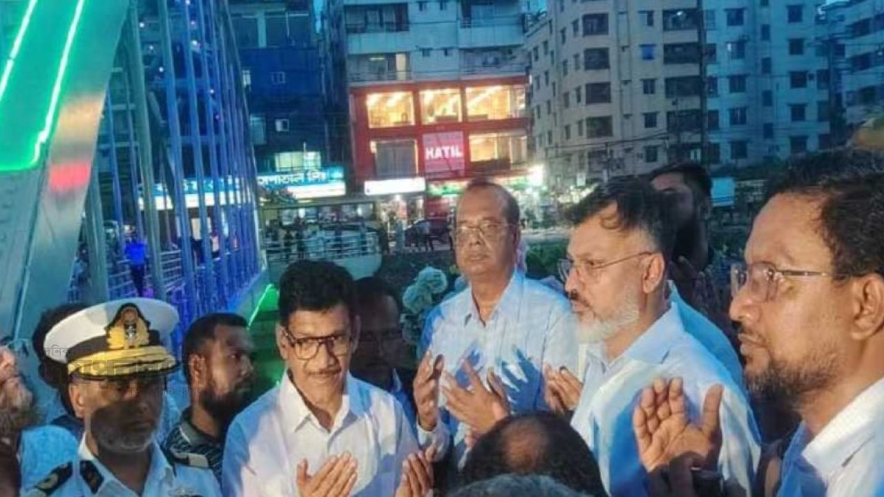 আফতাবনগর-বনশ্রী যাতায়াতে স্বস্তি,উদ্বোধন হলো ফুটওভার ব্রিজ