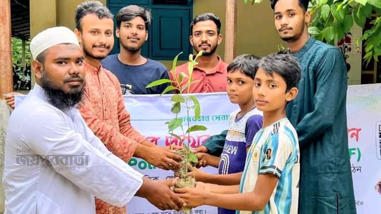 শেরপুরে শতাধিক বৃক্ষ বিতরণ ও রোপণ 