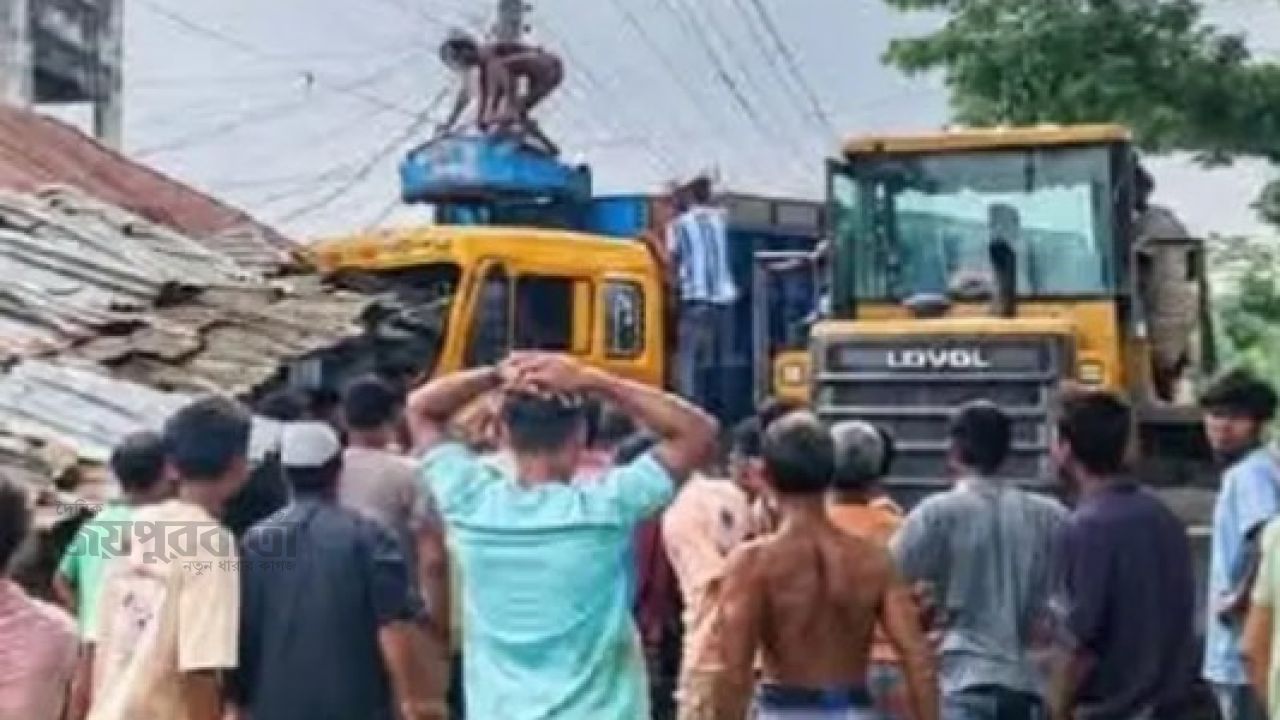 পাটগ্রামে ট্রাকের চাপায় অটোরিকশার ৩ যাত্রী নিহত আহত ৭