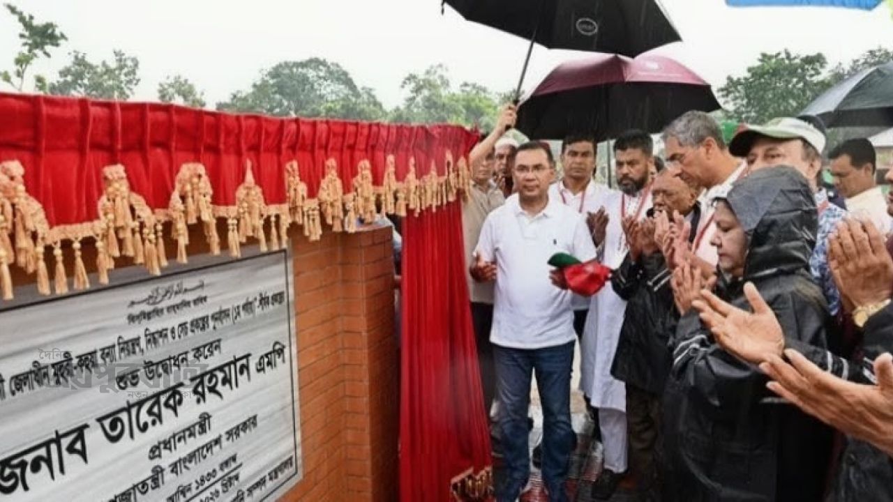 ফেনীতে ১,৫৪২ কোটি টাকার বন্যা নিয়ন্ত্রণ ও সেচ প্রকল্প উদ্বোধন প্রধানমন্ত্রীর