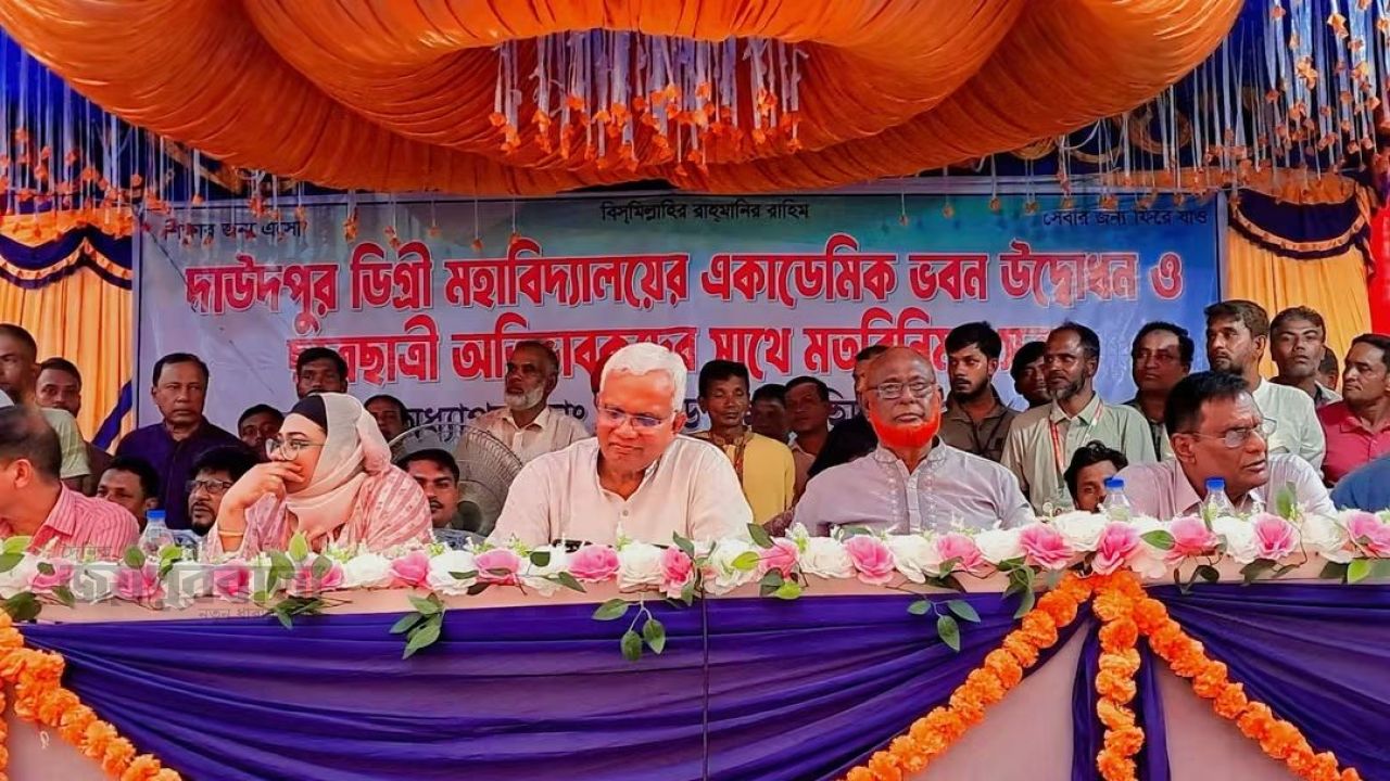 চাওয়ার আগেই সেবা পৌঁছে দিতে কাজ করছে সরকার 
