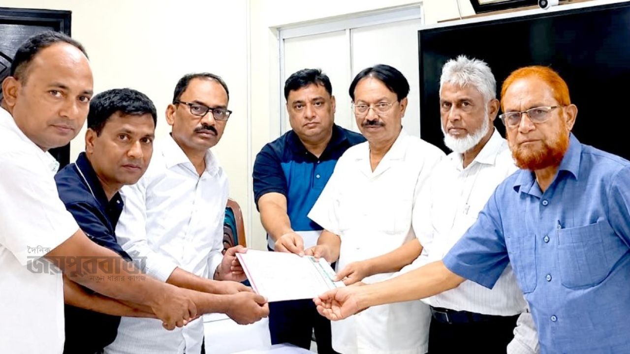 দিনাজপুরে তাঁতীদলের জেলা কমিটি অনুমোদন দিয়েছে কেন্দ্রীয় কমিটি