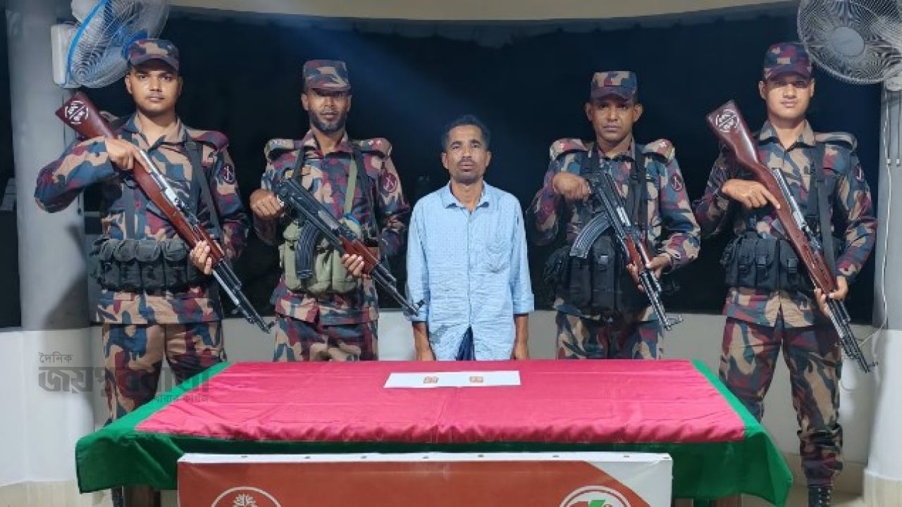 ধামইরহাটে ট্যাপেন্টাডল ট্যাবলেটসহ মাদক কারবারি আটক