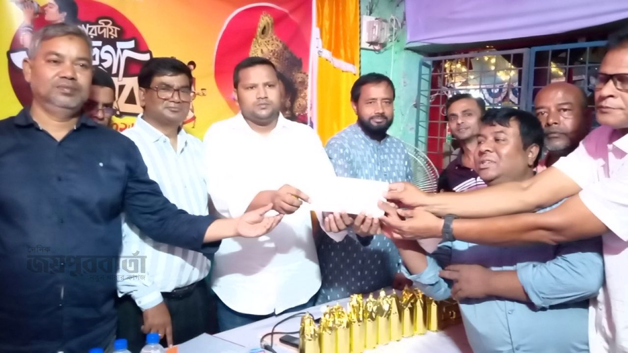 ‎মেয়র নই জনগণের সেবক হতে চাই..মেয়র প্রার্থী শামীম হোসেন মন্ডল