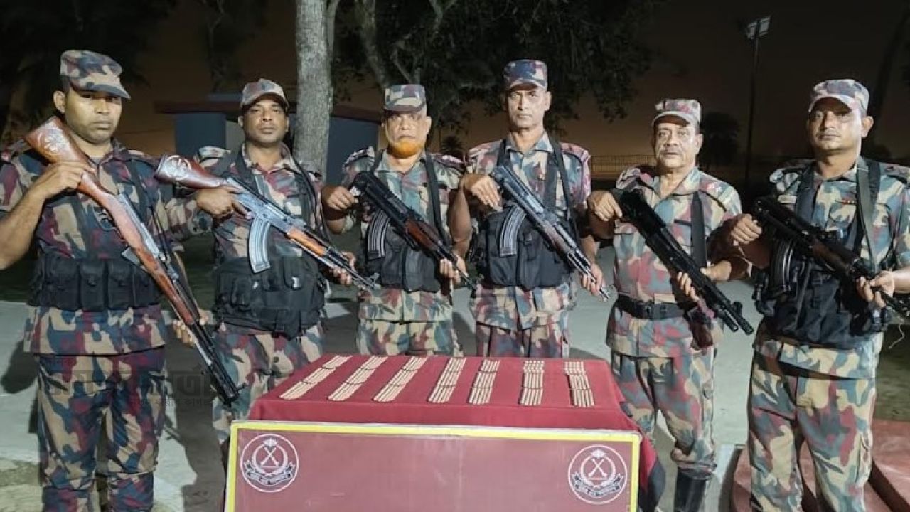 ফুলবাড়ীতে বিজিবির অভিযানে জব্দ মাদক ও সিরাপ