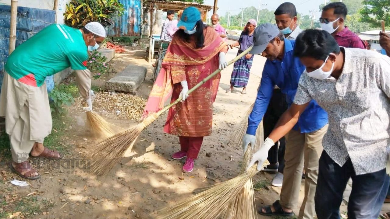 পাঁচবিবিতে পরিচ্ছন্নতা অভিযান ও র‍্যালি অনুষ্ঠিত