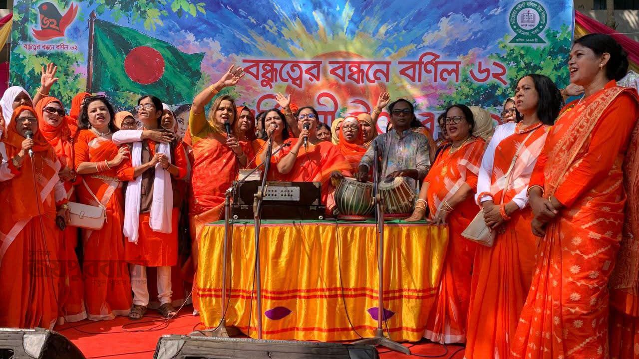চাটমোহর পাইলট বালিকা উচ্চ বিদ্যালয়ে হীরক জয়ন্তী উদযাপন