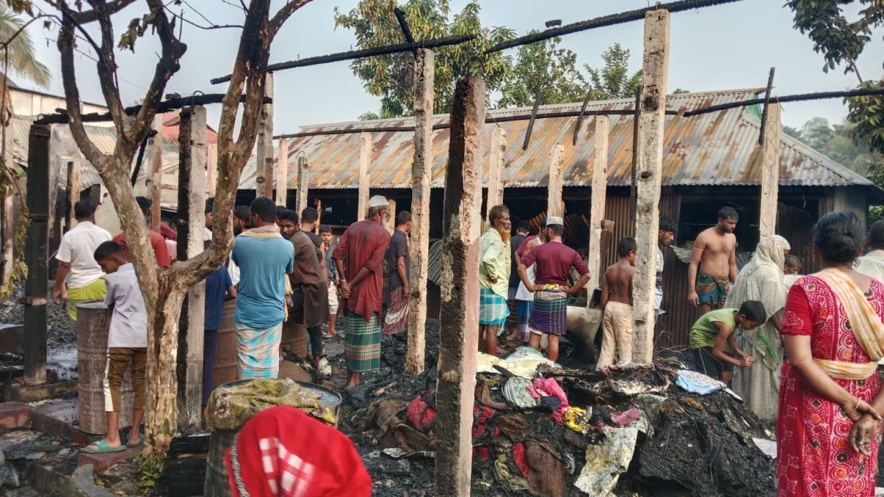 মাধবপুরে ভয়াবহ অগ্নিকাণ্ডের পুড়ল বসতঘর