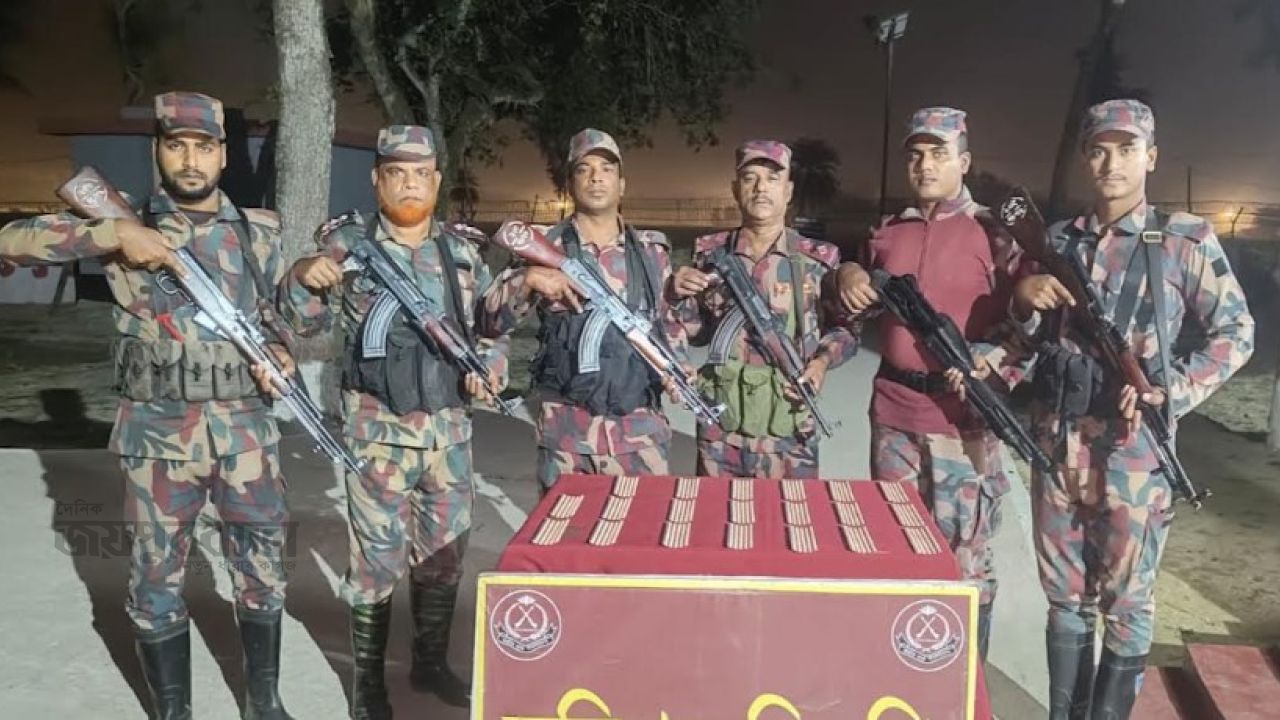ফুলবাড়ীতে বিজিবির অভিযানে সিরাপসহ ভারতীয় ট্যাবলেট জব্দ