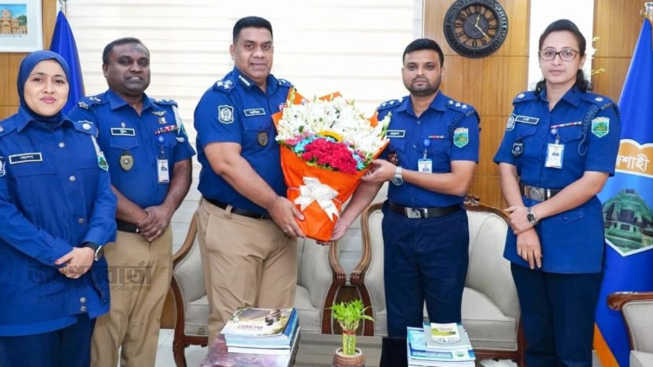 নবযোগদানকৃত স্টাফ অফিসারকে স্বাগত জানালেন ডিআইজি
