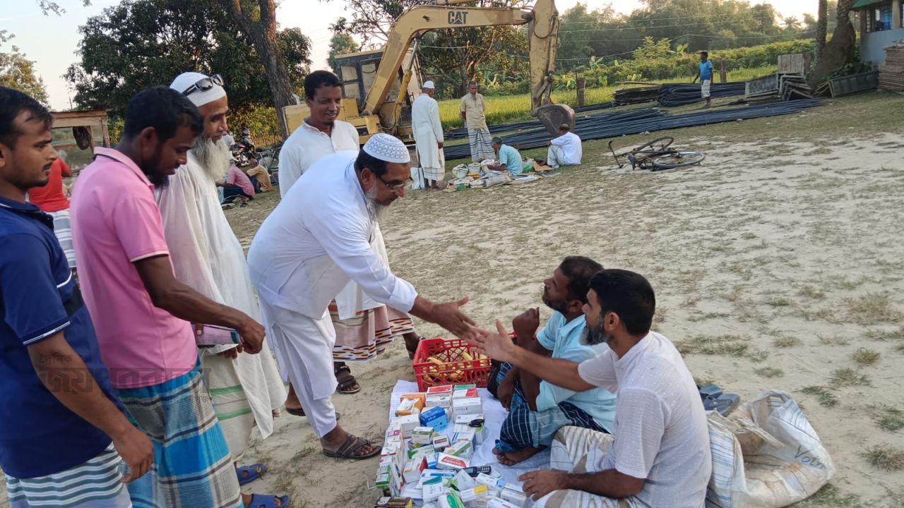 গোয়ালা ইউনিয়নের হাটে বাজারে চেয়ারম্যান পদপ্রার্থীর পক্ষে প্রচারণা