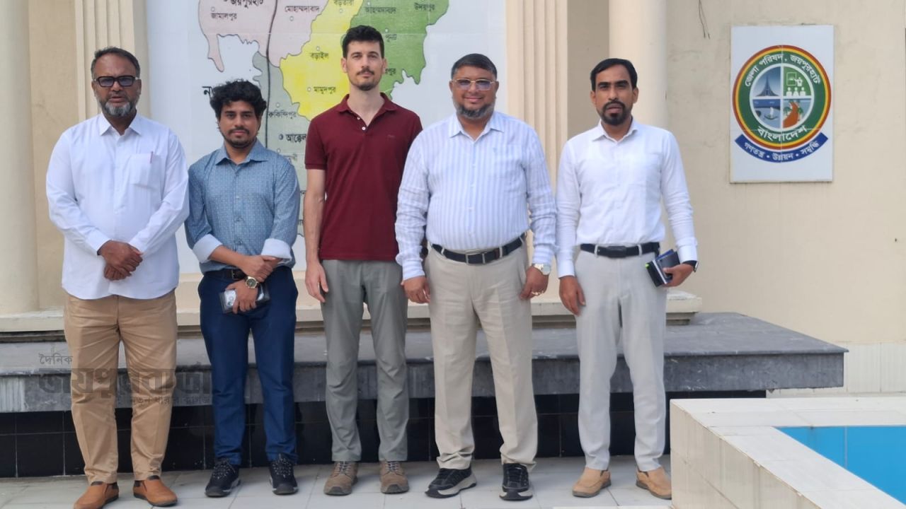 জয়পুরহাট জেলা পরিষদ প্রশাসকের সাথে মার্কিন দূতাবাসের প্রতিনিধিদলের সাক্ষাৎ 