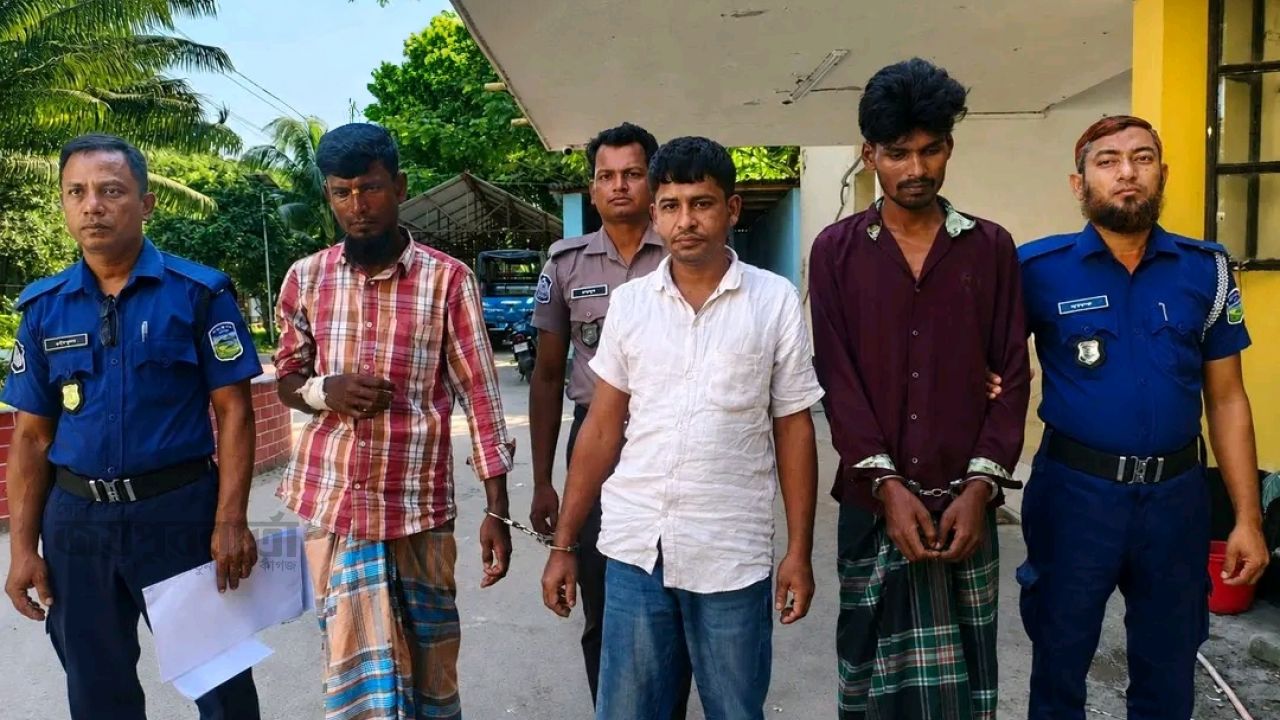মাদারগঞ্জে পুলিশের হাতে ইয়াবাসহ ৩ জন আটক 