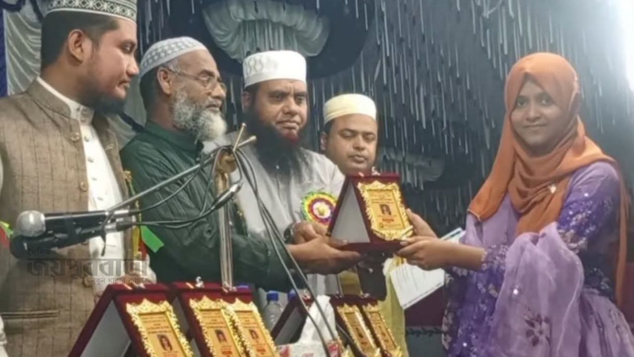 শিবগঞ্জে বৃত্তিপ্রাপ্ত শিক্ষার্থীদের সংবর্ধনা প্রদান 